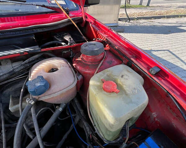 Червоний Фольксваген Гольф, об'ємом двигуна 1.6 л та пробігом 357 тис. км за 2800 $, фото 20 на Automoto.ua