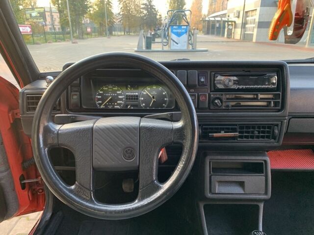 Червоний Фольксваген Гольф, об'ємом двигуна 1.8 л та пробігом 106 тис. км за 3000 $, фото 9 на Automoto.ua