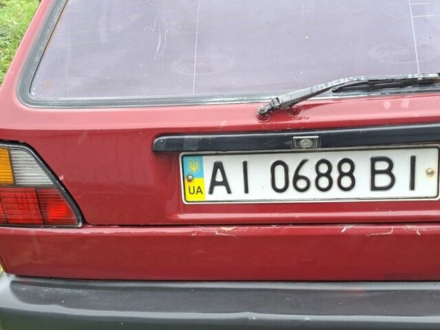 Червоний Фольксваген Гольф, об'ємом двигуна 0 л та пробігом 350 тис. км за 700 $, фото 1 на Automoto.ua