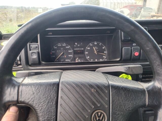 Красный Фольксваген Гольф, объемом двигателя 0 л и пробегом 400 тыс. км за 500 $, фото 5 на Automoto.ua