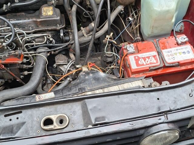 Червоний Фольксваген Гольф, об'ємом двигуна 0 л та пробігом 350 тис. км за 700 $, фото 3 на Automoto.ua