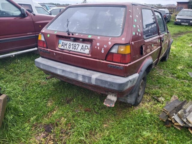 Красный Фольксваген Гольф, объемом двигателя 0 л и пробегом 400 тыс. км за 500 $, фото 3 на Automoto.ua