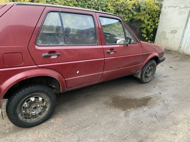Фольксваген Гольф 1986 у Новгород-Северском на Automoto.ua Червоний Фольксваген Гольф, об'ємом двигуна 1.6 л та пробігом 100 тис. км за 1900 $, фото 3 на Automoto.ua