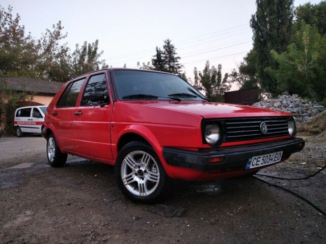 Красный Фольксваген Гольф, объемом двигателя 1.6 л и пробегом 103 тыс. км за 1699 $, фото 2 на Automoto.ua