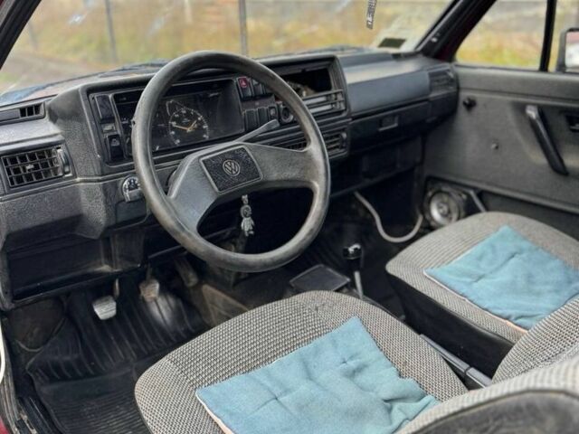 Червоний Фольксваген Гольф, об'ємом двигуна 1.3 л та пробігом 3 тис. км за 600 $, фото 1 на Automoto.ua