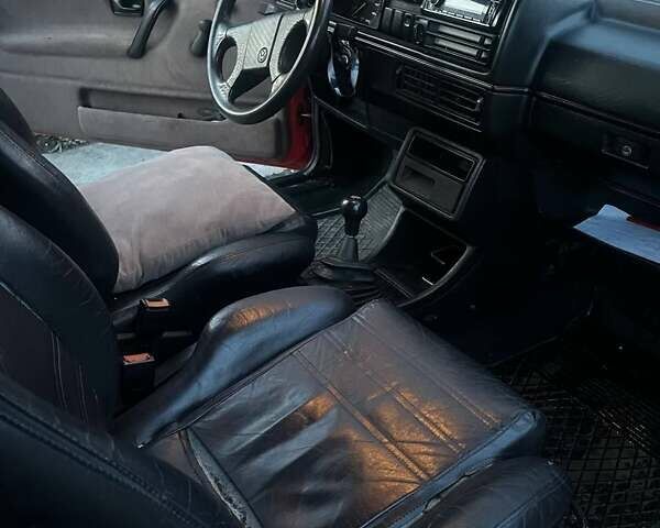 Фольксваген Гольф 1987 в Черновцах на Automoto.ua Красный Фольксваген Гольф, объемом двигателя 1.6 л и пробегом 500 тыс. км за 1550 $, фото 18 на Automoto.ua