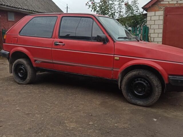 Фольксваген Гольф 1987 у Хмельнике на Automoto.ua Червоний Фольксваген Гольф, об'ємом двигуна 1 л та пробігом 300 тис. км за 1150 $, фото 1 на Automoto.ua
