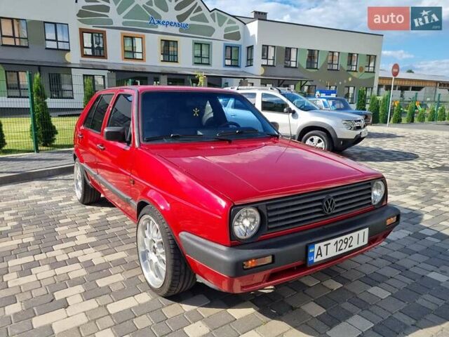 Красный Фольксваген Гольф, объемом двигателя 1.27 л и пробегом 323 тыс. км за 3500 $, фото 12 на Automoto.ua
