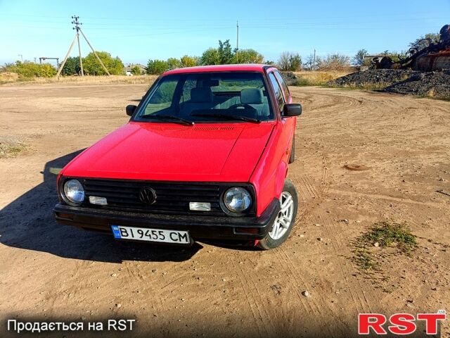 Червоний Фольксваген Гольф, об'ємом двигуна 1.6 л та пробігом 250 тис. км за 1700 $, фото 1 на Automoto.ua