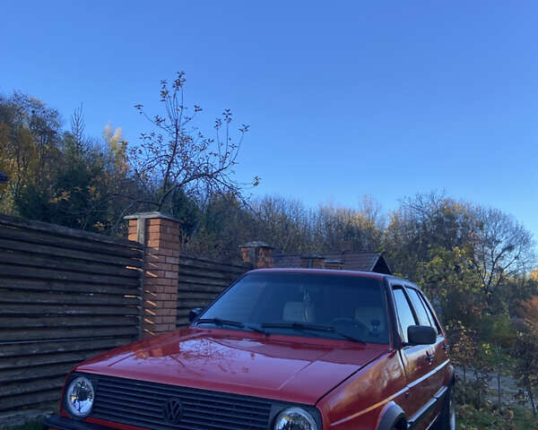 Красный Фольксваген Гольф, объемом двигателя 1.6 л и пробегом 352 тыс. км за 1999 $, фото 2 на Automoto.ua