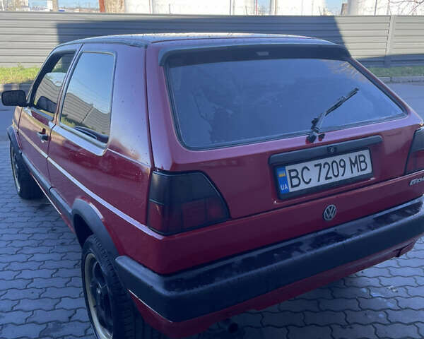 Красный Фольксваген Гольф, объемом двигателя 1.3 л и пробегом 450 тыс. км за 2000 $, фото 2 на Automoto.ua