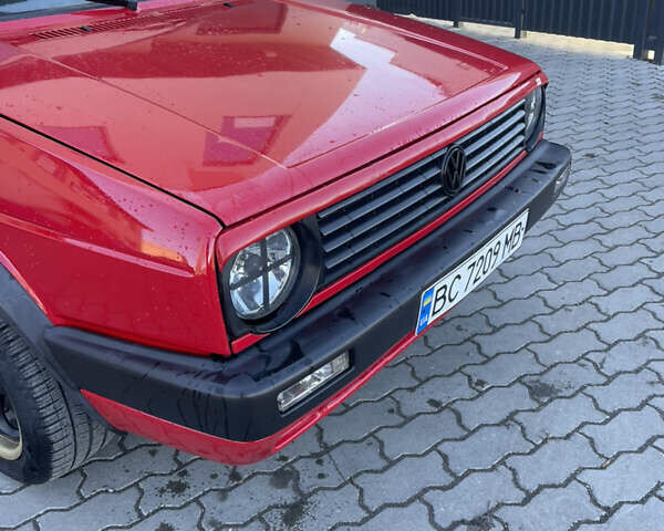 Красный Фольксваген Гольф, объемом двигателя 1.3 л и пробегом 450 тыс. км за 2500 $, фото 8 на Automoto.ua