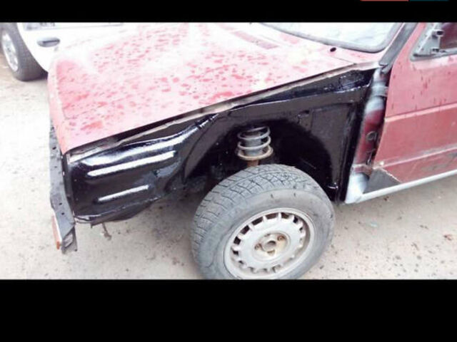 Красный Фольксваген Гольф, объемом двигателя 1.6 л и пробегом 178 тыс. км за 900 $, фото 16 на Automoto.ua