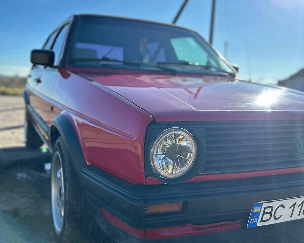 Красный Фольксваген Гольф, объемом двигателя 1.6 л и пробегом 352 тыс. км за 1999 $, фото 13 на Automoto.ua