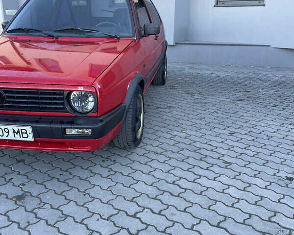 Красный Фольксваген Гольф, объемом двигателя 1.3 л и пробегом 450 тыс. км за 2500 $, фото 6 на Automoto.ua