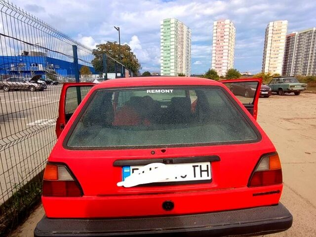 Фольксваген Гольф 1988 у Одесі на Automoto.ua Червоний Фольксваген Гольф, об'ємом двигуна 1.3 л та пробігом 200 тис. км за 900 $, фото 6 на Automoto.ua