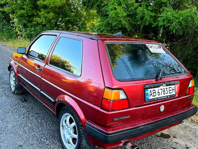 Красный Фольксваген Гольф, объемом двигателя 1.6 л и пробегом 0 тыс. км за 1400 $, фото 1 на Automoto.ua