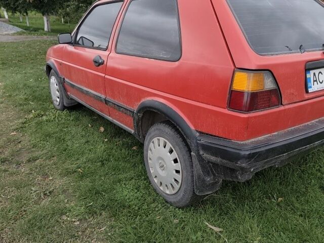 Червоний Фольксваген Гольф, об'ємом двигуна 1.3 л та пробігом 250 тис. км за 800 $, фото 3 на Automoto.ua