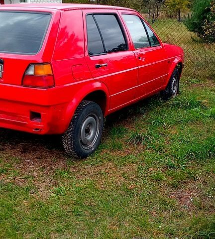 Червоний Фольксваген Гольф, об'ємом двигуна 1.8 л та пробігом 350 тис. км за 1180 $, фото 1 на Automoto.ua