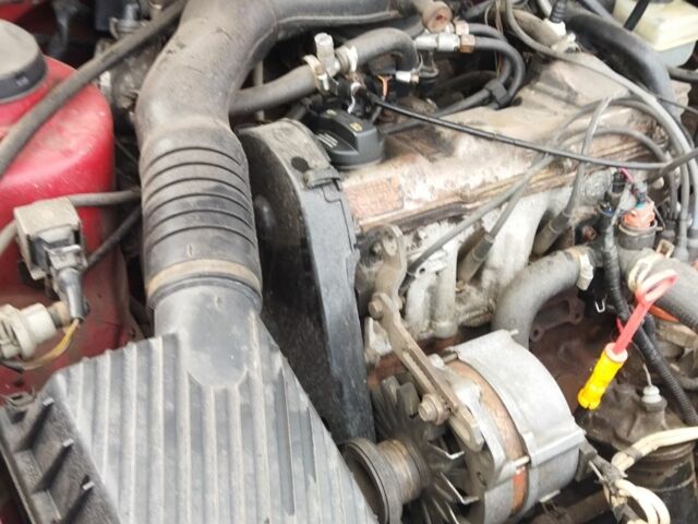 Червоний Фольксваген Гольф, об'ємом двигуна 1.8 л та пробігом 280 тис. км за 1000 $, фото 7 на Automoto.ua