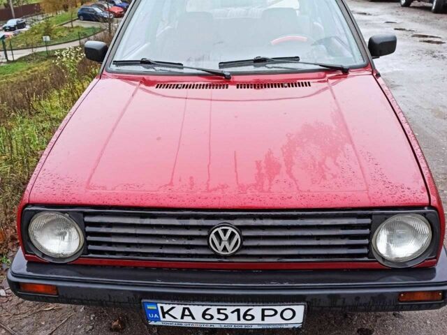 Красный Фольксваген Гольф, объемом двигателя 1.3 л и пробегом 30 тыс. км за 2000 $, фото 1 на Automoto.ua