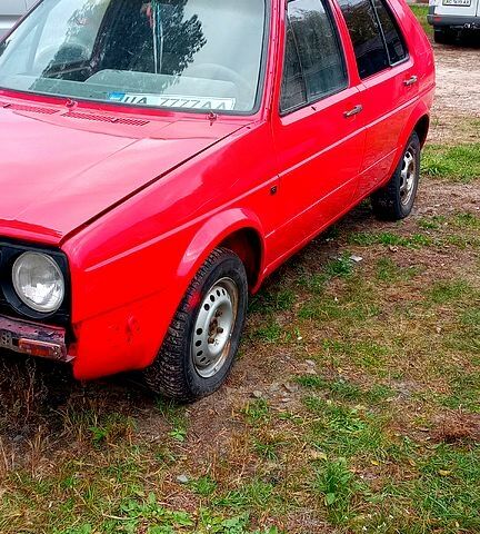 Червоний Фольксваген Гольф, об'ємом двигуна 1.8 л та пробігом 350 тис. км за 1180 $, фото 4 на Automoto.ua