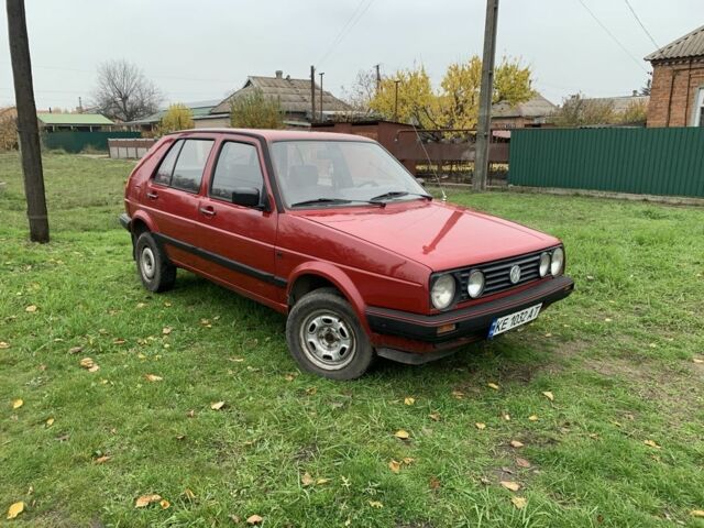 Красный Фольксваген Гольф, объемом двигателя 1.6 л и пробегом 13 тыс. км за 1750 $, фото 1 на Automoto.ua