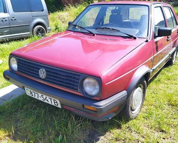 Красный Фольксваген Гольф, объемом двигателя 1.6 л и пробегом 297 тыс. км за 2000 $, фото 22 на Automoto.ua