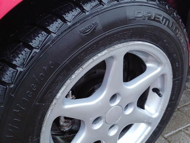 Фольксваген Гольф 1989 у Вижнице на Automoto.ua Червоний Фольксваген Гольф, об'ємом двигуна 1.3 л та пробігом 120 тис. км за 1650 $, фото 5 на Automoto.ua