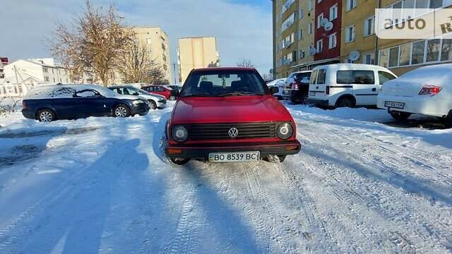 Красный Фольксваген Гольф, объемом двигателя 1.78 л и пробегом 300 тыс. км за 1350 $, фото 20 на Automoto.ua