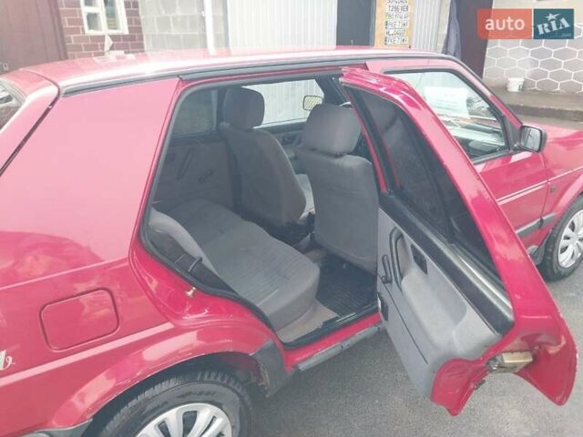 Красный Фольксваген Гольф, объемом двигателя 1.27 л и пробегом 438 тыс. км за 1700 $, фото 8 на Automoto.ua