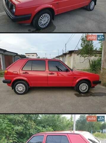 Красный Фольксваген Гольф, объемом двигателя 1.6 л и пробегом 319 тыс. км за 2500 $, фото 4 на Automoto.ua