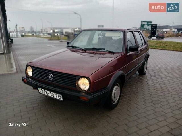 Червоний Фольксваген Гольф, об'ємом двигуна 1.3 л та пробігом 190 тис. км за 1650 $, фото 4 на Automoto.ua