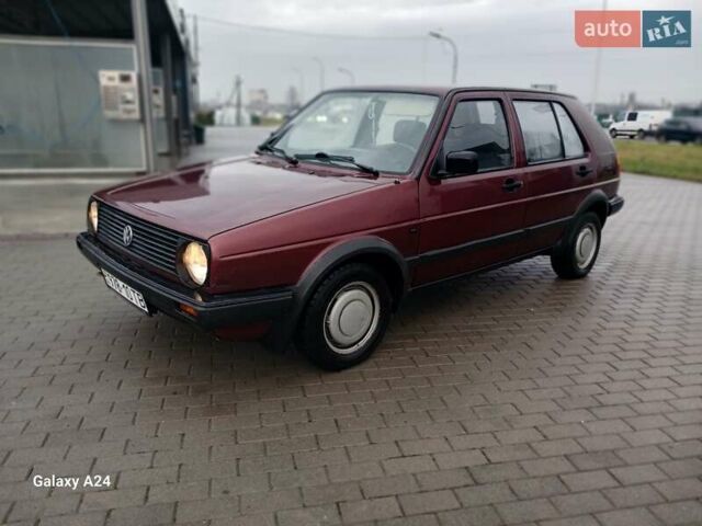 Червоний Фольксваген Гольф, об'ємом двигуна 1.3 л та пробігом 190 тис. км за 1650 $, фото 5 на Automoto.ua