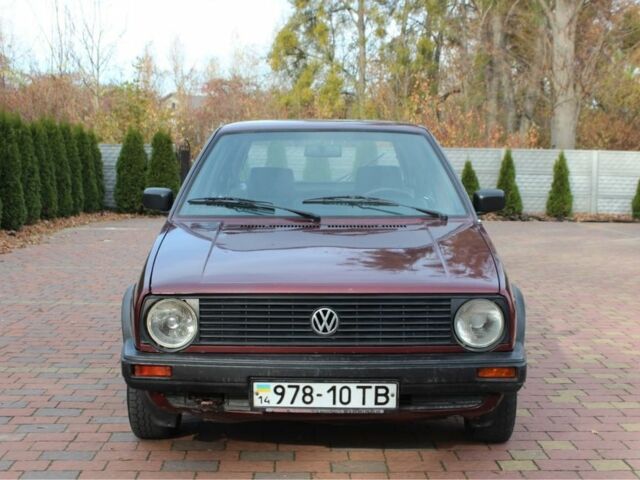 Червоний Фольксваген Гольф, об'ємом двигуна 1.3 л та пробігом 187 тис. км за 1650 $, фото 10 на Automoto.ua