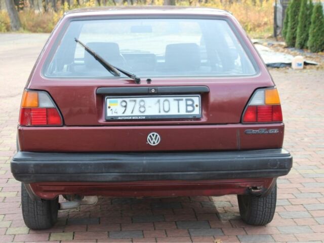 Червоний Фольксваген Гольф, об'ємом двигуна 1.3 л та пробігом 187 тис. км за 1650 $, фото 6 на Automoto.ua