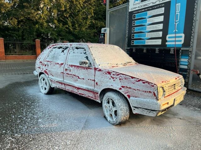 Червоний Фольксваген Гольф, об'ємом двигуна 1.6 л та пробігом 248 тис. км за 2150 $, фото 4 на Automoto.ua