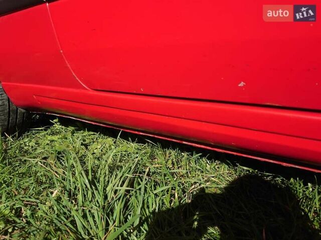 Красный Фольксваген Гольф, объемом двигателя 1.78 л и пробегом 192 тыс. км за 2000 $, фото 4 на Automoto.ua