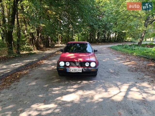Красный Фольксваген Гольф, объемом двигателя 1.27 л и пробегом 357 тыс. км за 1600 $, фото 6 на Automoto.ua