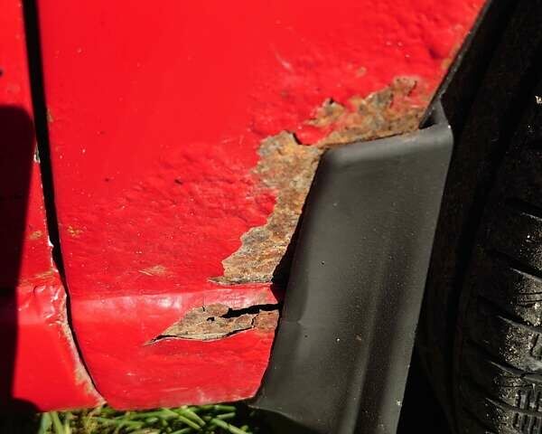 Красный Фольксваген Гольф, объемом двигателя 1.78 л и пробегом 192 тыс. км за 2000 $, фото 5 на Automoto.ua