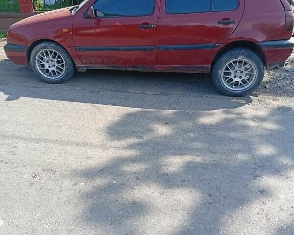 Червоний Фольксваген Гольф, об'ємом двигуна 1.9 л та пробігом 360 тис. км за 1500 $, фото 2 на Automoto.ua
