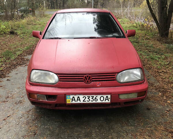 Червоний Фольксваген Гольф, об'ємом двигуна 1.78 л та пробігом 294 тис. км за 1550 $, фото 6 на Automoto.ua