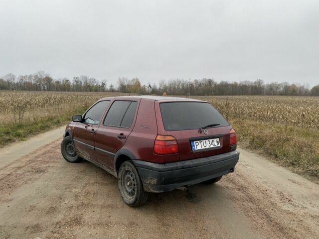 Красный Фольксваген Гольф, объемом двигателя 0 л и пробегом 3 тыс. км за 900 $, фото 3 на Automoto.ua