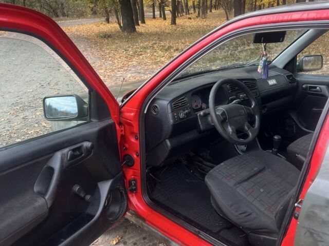 Красный Фольксваген Гольф, объемом двигателя 0 л и пробегом 24 тыс. км за 799 $, фото 13 на Automoto.ua