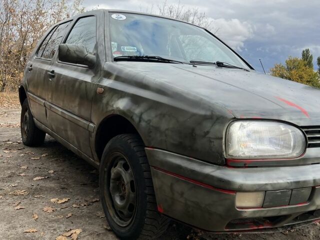 Красный Фольксваген Гольф, объемом двигателя 0 л и пробегом 24 тыс. км за 799 $, фото 10 на Automoto.ua