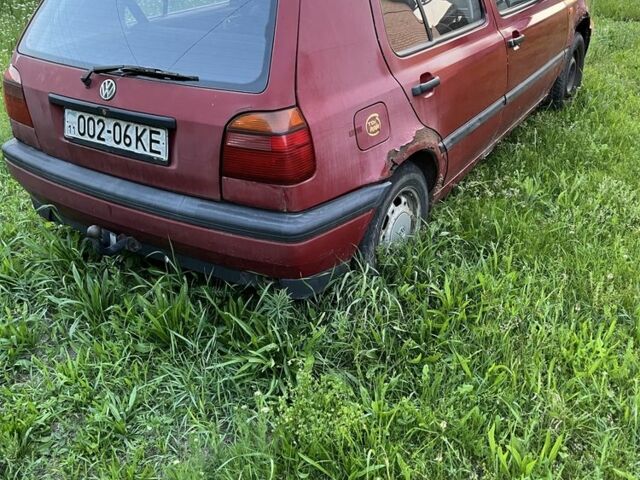 Красный Фольксваген Гольф, объемом двигателя 1.9 л и пробегом 310 тыс. км за 700 $, фото 5 на Automoto.ua