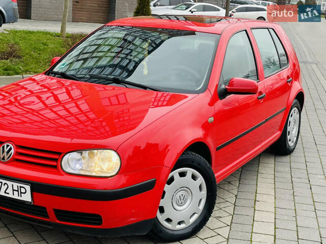 Червоний Фольксваген Гольф, об'ємом двигуна 1.4 л та пробігом 240 тис. км за 2999 $, фото 4 на Automoto.ua