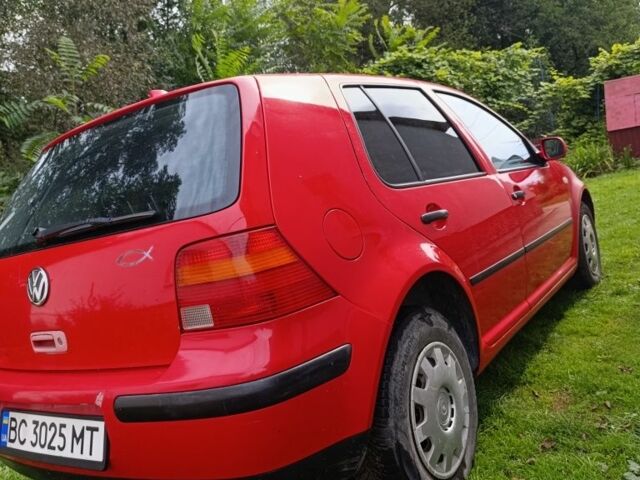 Красный Фольксваген Гольф, объемом двигателя 1.4 л и пробегом 230 тыс. км за 3200 $, фото 3 на Automoto.ua