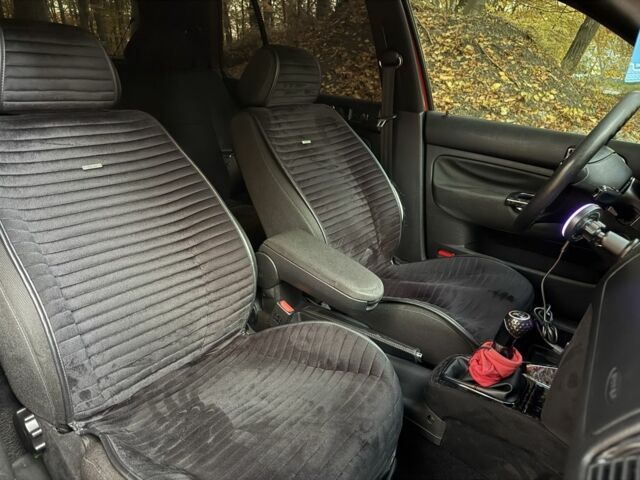 Червоний Фольксваген Гольф, об'ємом двигуна 1.9 л та пробігом 499 тис. км за 4300 $, фото 14 на Automoto.ua