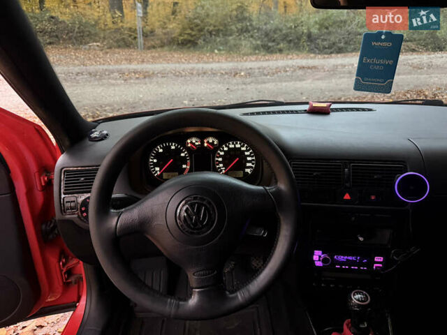 Красный Фольксваген Гольф, объемом двигателя 1.9 л и пробегом 499 тыс. км за 4300 $, фото 25 на Automoto.ua